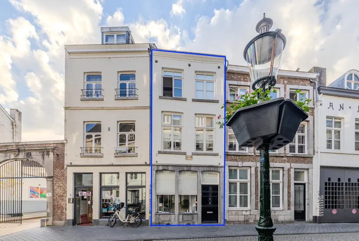 Tussenwoning te koop: Rechtstraat 11, Maastricht