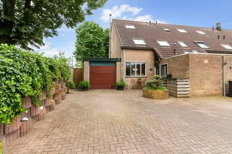 Hoekwoning te koop: Rederijkershoeve 24, Matenhoeve Apeldoorn
