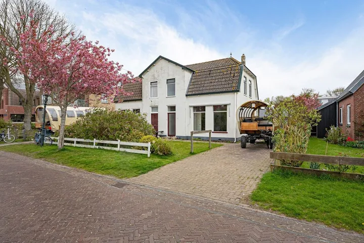 Twee-onder-één-kap te koop: Reeweg 15, Schiermonnikoog Schiermonnikoog
