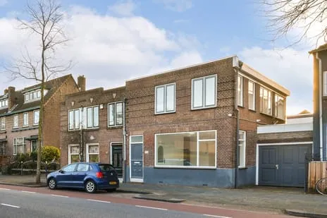 Hoekwoning te koop: Reeweg Oost 113, Indische Buurt-Zuid Dordrecht