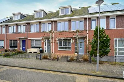 Tussenwoning te koop: Regenboog 15, Medemblik Schepenwijk Medemblik
