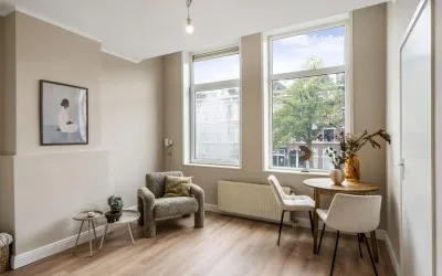 Studio te koop: Regentesselaan 354, Rond de Energiecentrale 'S-Gravenhage