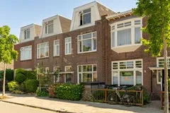 Tussenwoning te koop: Regentesselaan 9, Oegstgeest