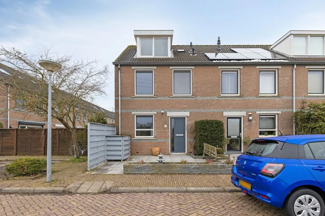 Hoekwoning te koop: Regenwulp 14, Muiderberg