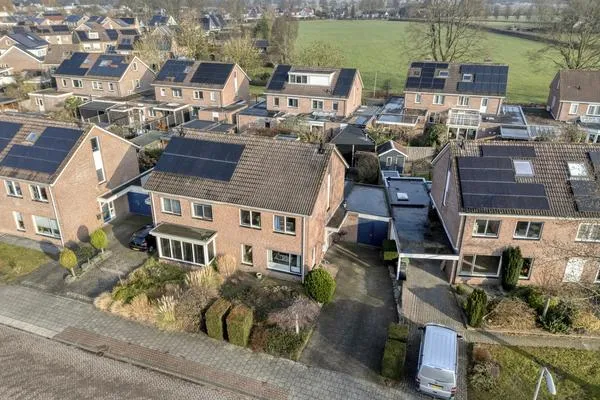 Tussenwoning te koop: Reiger 90, Het Raan Oost Raalte