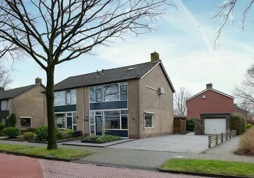 Twee-onder-één-kap te koop: Reigerlaan 35, Beilen Beilen