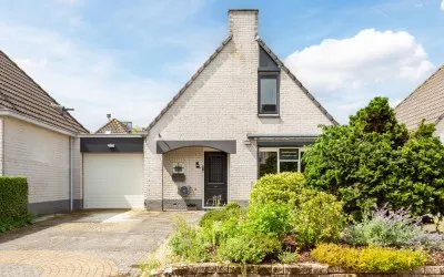 Tussenwoning te koop: Reigerpad 52, De Zoom Soest