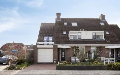 Twee-onder-één-kap te koop: Reigersdreef 30, Streefkerk-Dorp Streefkerk