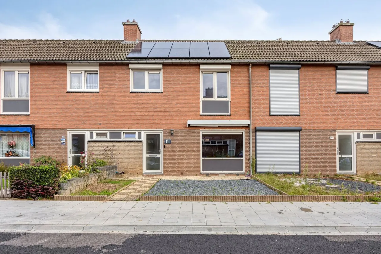 Tussenwoning te koop: Reigerstraat 21, Sittard
