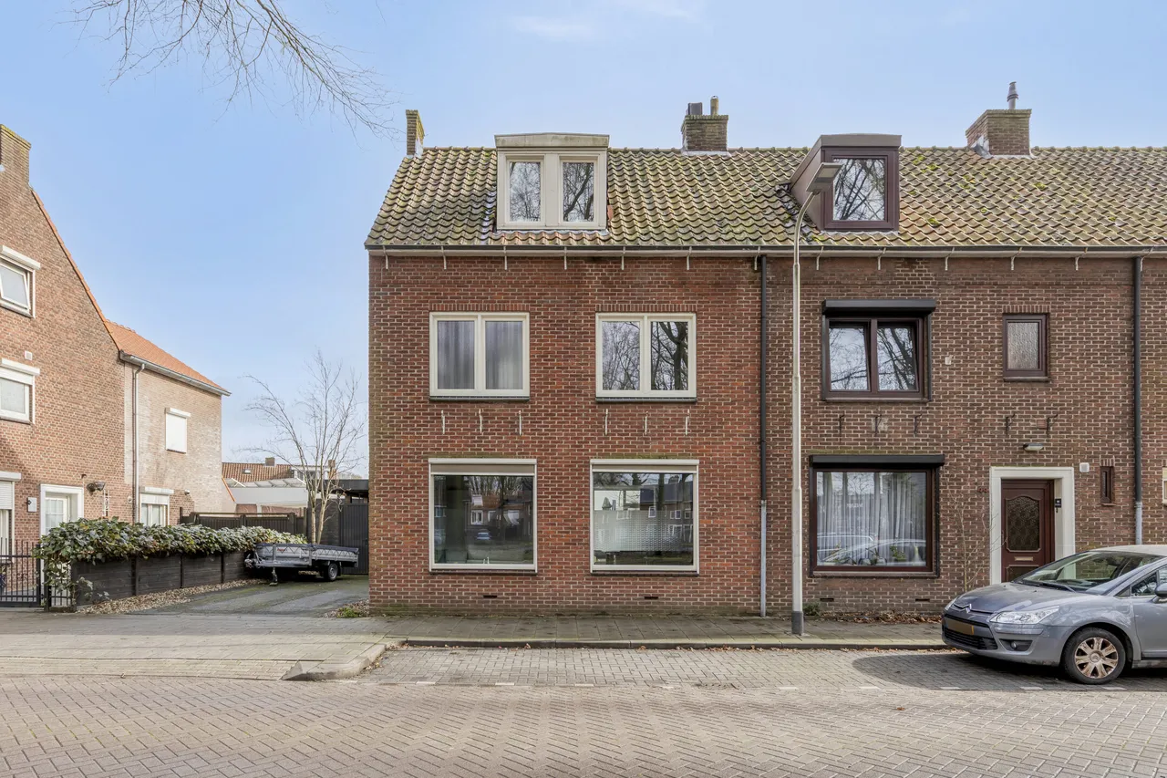 Hoekwoning te koop: Reigerstraat 42, Tilburg