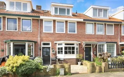 Tussenwoning te koop: Reijer Anslostraat 29, Nachtegaalbuurt Haarlem