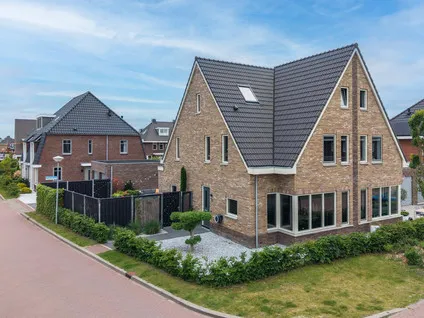 Twee-onder-één-kap te koop: Reijersgroet 73, Vroonermeer-Noord Alkmaar