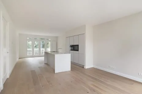 Appartement te huur: Reijnier Vinkeleskade 68-1, Banpleinbuurt Amsterdam