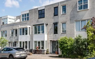 Tussenwoning te koop: Reina Prinsen Geerligsdreef 79, Hoofddorp