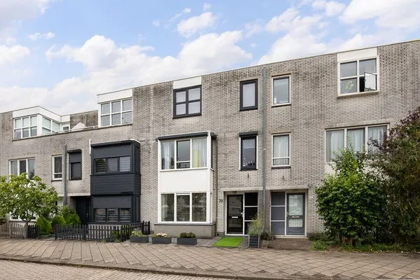Koopwoning: Reina Prinsen Geerligsdreef 79 in Hoofddorp - €640.000 - 152m²