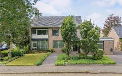 Vrijstaande woning te koop: Reinier Cammingalaan 2, Bolsward-Zuidoost Bolsward