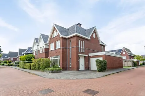Hoekwoning te koop: Reinier van Holylaan 25, Heemsteedse Dreef, Schildersbuurt en omgeving Heemstede