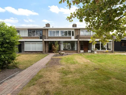 Tussenwoning te koop: Reitsmaweg 43, Hurdegaryp