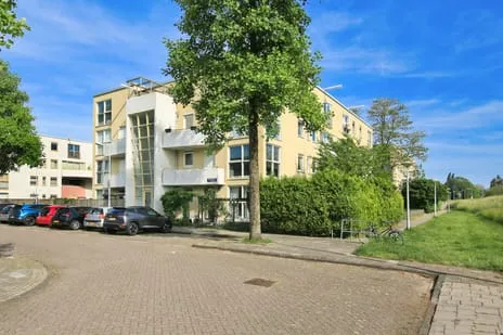 Appartement te koop: Reizigersweg 211, Circus/Kermisbuurt Amsterdam
