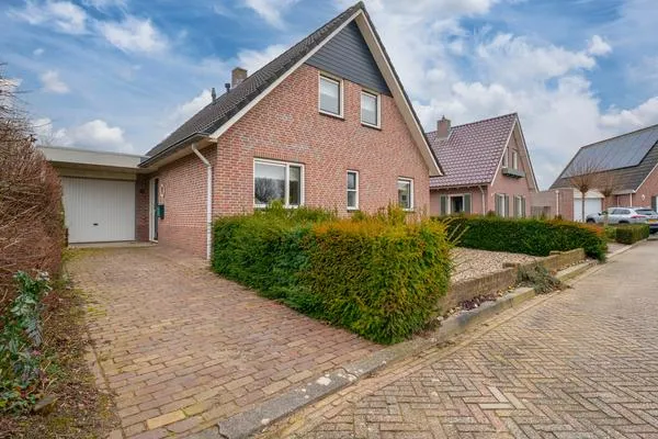 Vrijstaande woning te koop: Rekkenveld 34, Tolkamer Tolkamer