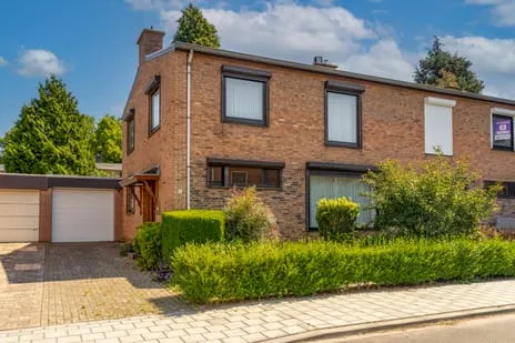 Tussenwoning te koop: Relindisstraat 5, Vrangendael Sittard