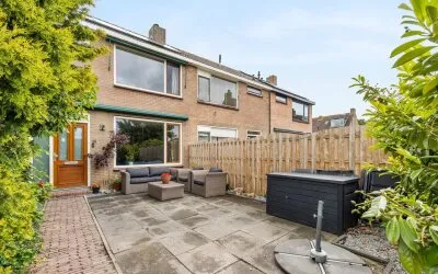 Tussenwoning te koop: Rembrandt van Rijnhof 16, Horn- en Kuijerpolder Nederhorst Den Berg