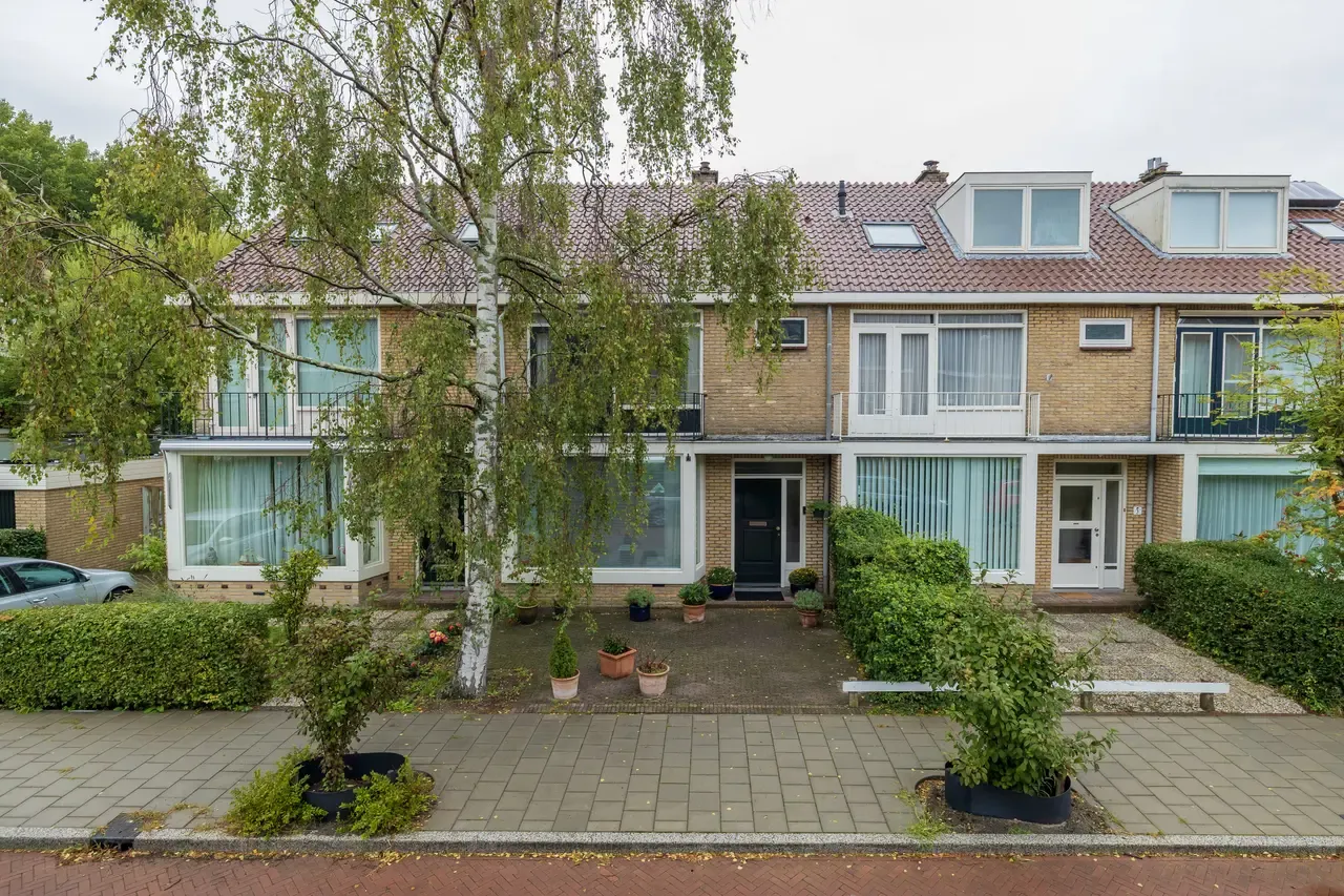 Tussenwoning te koop: Rembrandt van Rijnlaan 3, Oegstgeest