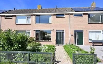 Tussenwoning te koop: Rembrandt van Rijnhof 17, Horn- en Kuijerpolder Nederhorst Den Berg