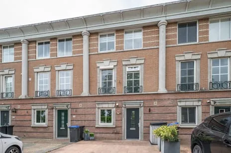 Terraced house for sale: Rembrandtlaan 107, Oosteindsche Ackers Bergschenhoek