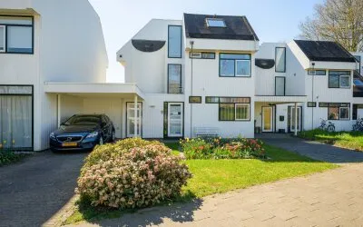 Tussenwoning te koop: Rembrandtlaan 22, Oosterhout