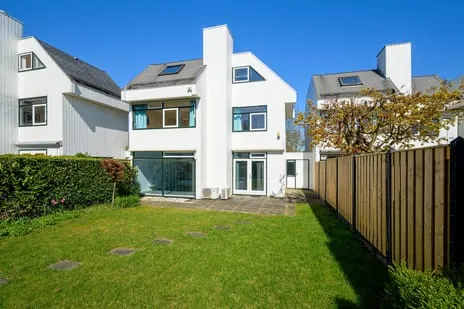 Tussenwoning te koop: Rembrandtlaan 22, Schildersbuurt Oosterhout (Nb)