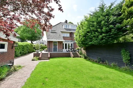 Twee-onder-één-kap te koop: Rembrandtlaan 45, Rembrandtpark Naarden
