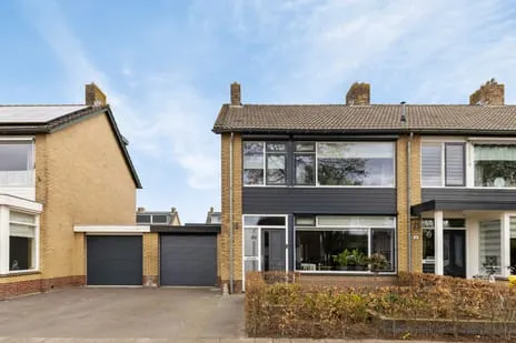 Tussenwoning te koop: Rembrandtlaan 46, Scherpenzeel Scherpenzeel (Ge)