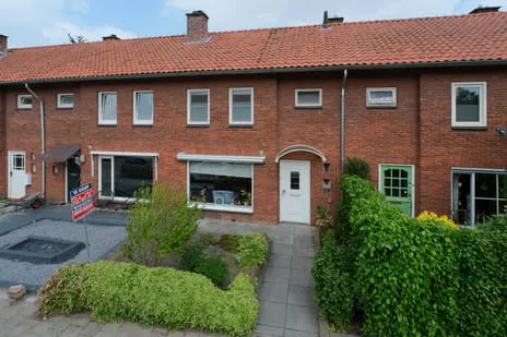 Tussenwoning te koop: Rembrandtlaan 5, Ossenkoppelerhoek Oost Almelo