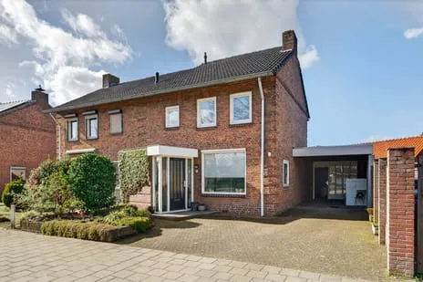 Tussenwoning te koop: Rembrandtlaan 58, Taalstraat en omgeving Vught