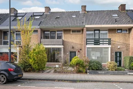 Tussenwoning te koop: Rembrandtlaan 65, Sluispolder Oost Maassluis
