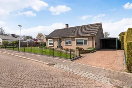 Vrijstaande woning te koop: Rembrandtstraat 12, Goor
