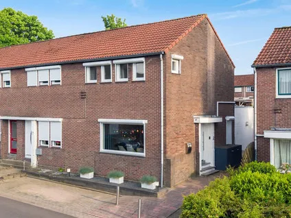 Hoekwoning te koop: Rembrandtstraat 29, Meezenbroek Heerlen