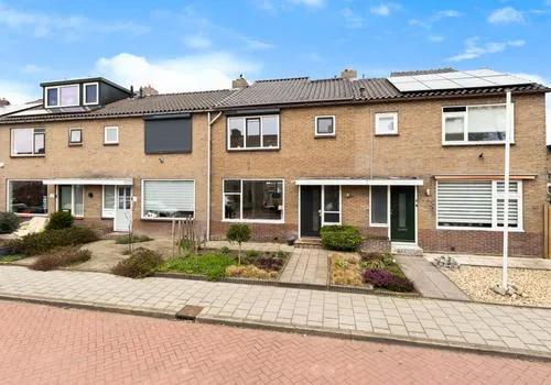 Tussenwoning te koop: Rembrandtstraat 3, Hoofdstraat Krimpen Aan De Lek