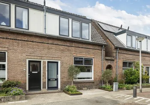 Hoekwoning te koop: Rembrandtstraat 9, De Driehoek Amersfoort