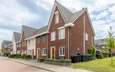Hoekwoning te koop: Remise 2, Kanaalzicht Hellevoetsluis