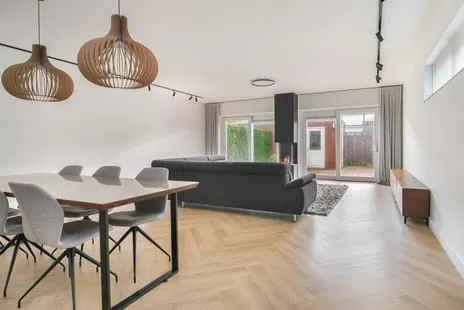 Semi-detached for rent: Renate Rubinsteinlaan 9, Schrijversbuurt Amstelveen