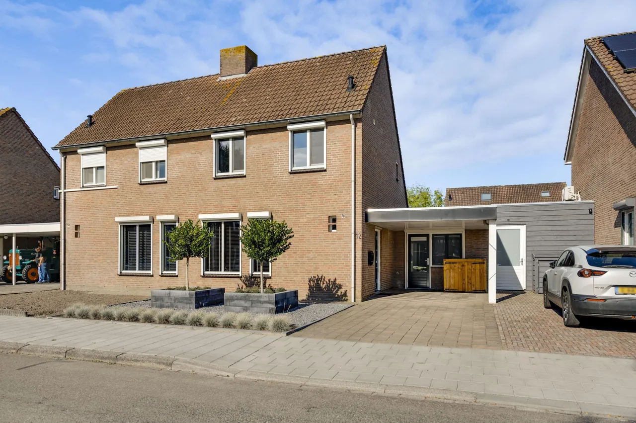 Tussenwoning te koop: Rendierenlaan 12, Nederweert-Eind