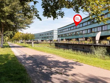 Appartement te koop: Renoirstraat 212, Tussen de Vaarten Z.- Zuidwest Almere