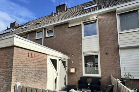 Tussenwoning te koop: Repelvoorde 9, Voorden Spijkenisse