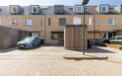 Tussenwoning te koop: Reuselhof 22, Omg. Oostelvoortjes Moergestel