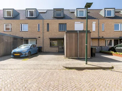 Terraced house for sale: Reuselhof 22, Omg. Oostelvoortjes Moergestel