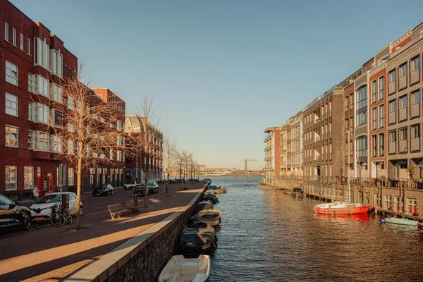 Woning te huur: Revaleiland, Houthavens-West Amsterdam