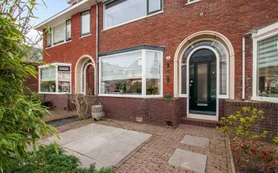 Tussenwoning te koop: Reviusstraat 29, Erasmuslaan en omgeving Dordrecht