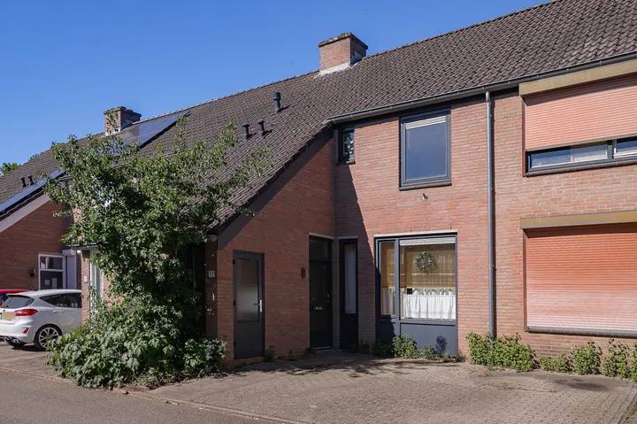 Tussenwoning te koop: Reyershaag 77, De Heeg Maastricht
